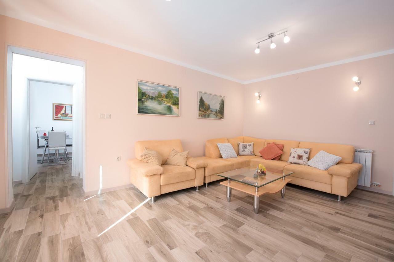Apartman Vita Rijeka Exteriör bild